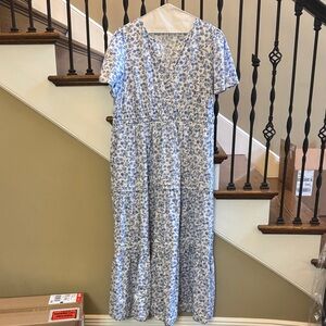 Crown & Ivy Blue Floral Maxi Dress